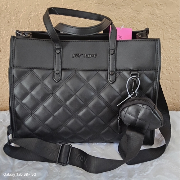 Betsey Johnson Handbags - NWT BLACK XOBECCA BETSEY JOHNSON TOTE SHOULDER BAG w/POUCH